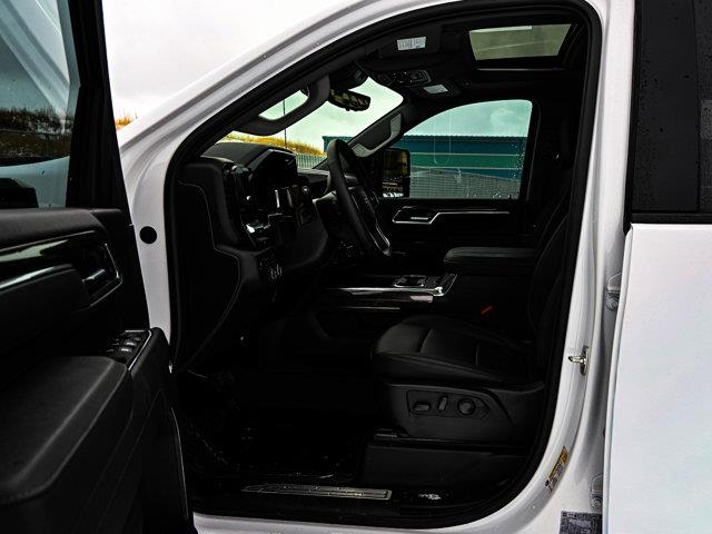 Chevrolet Silverado 3500HD 17