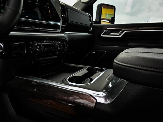 Chevrolet Silverado 3500HD 30