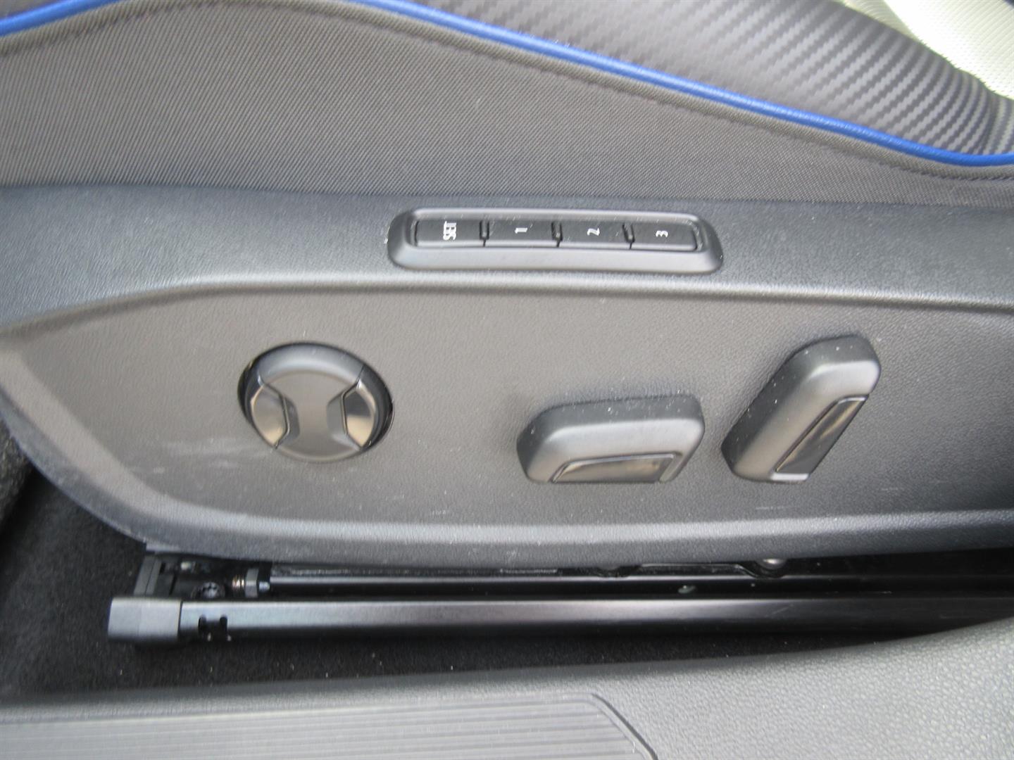 volkswagen Golf R 2024 - 20