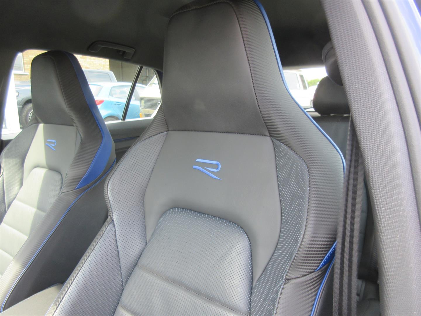volkswagen Golf R 2024 - 21