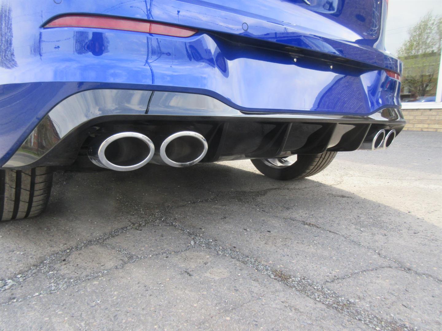volkswagen Golf R 2024 - 10