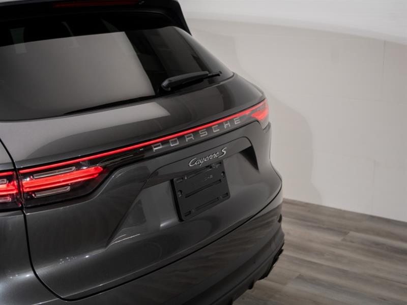 porsche Cayenne 2019 - 10