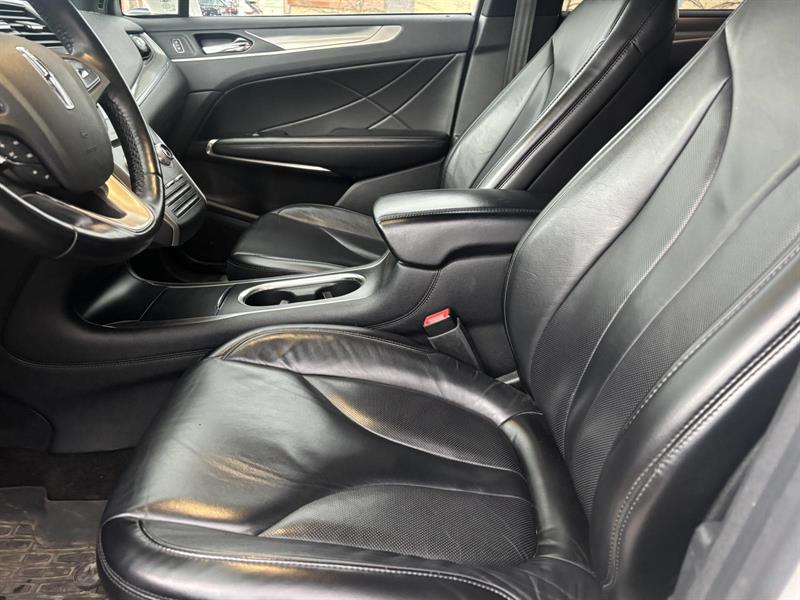 lincoln MKC 2019 - 10