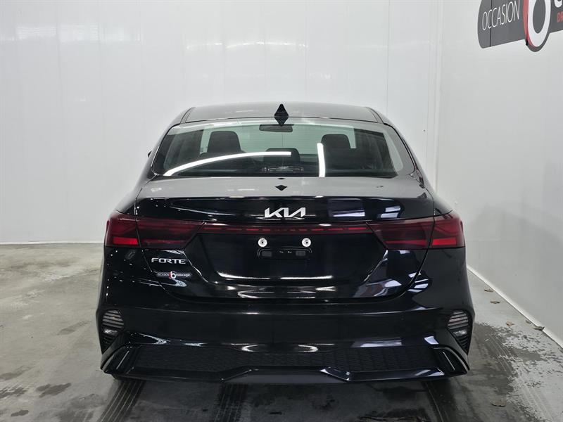 kia Forte 2024 - 5
