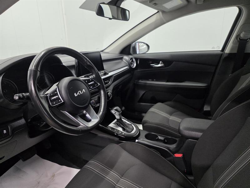 kia Forte 2024 - 7