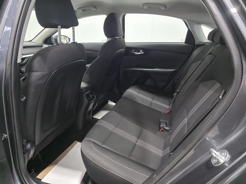 kia Forte 2024 - 8
