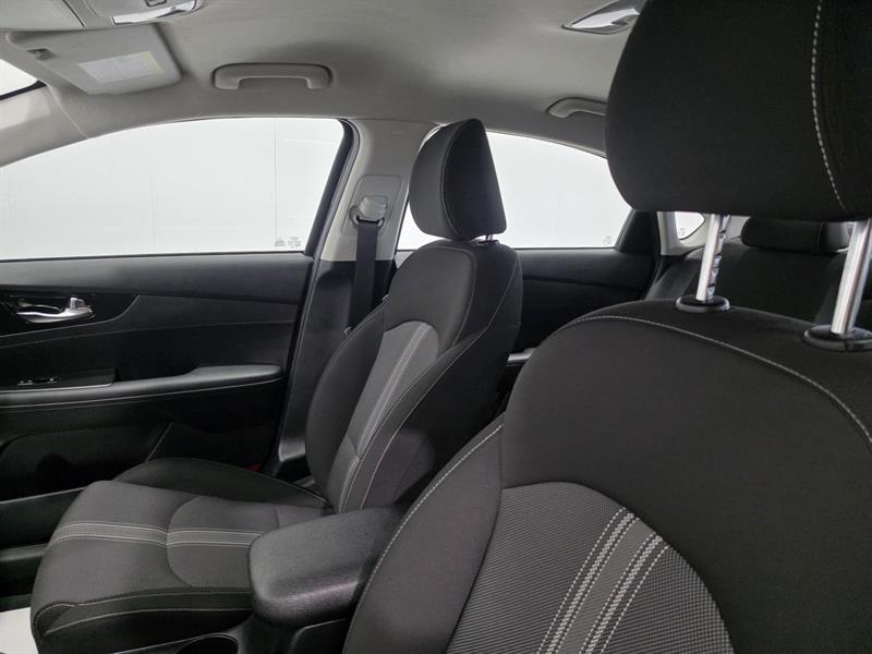 kia Forte 2024 - 9