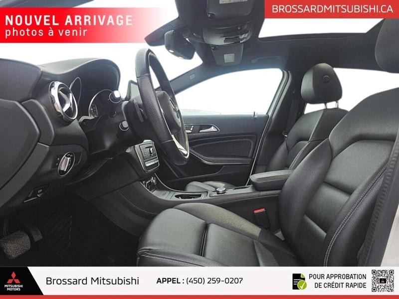 mercedes-benz GLA 2020 - 7