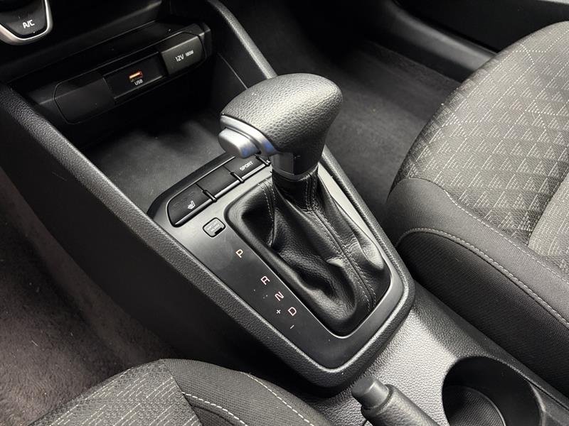 kia Rio 5-door 2021 - 25