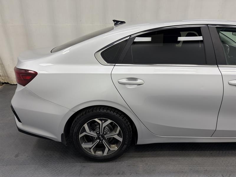kia Forte 2019 - 12
