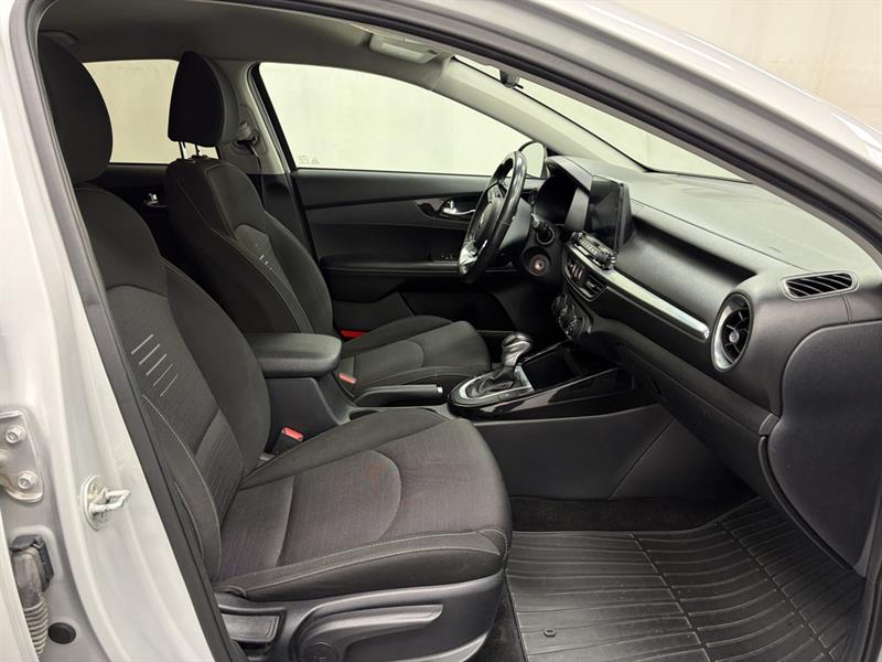 kia Forte 2019 - 28