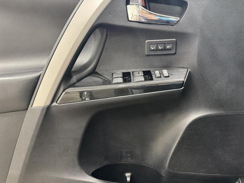 toyota RAV4 2018 - 8