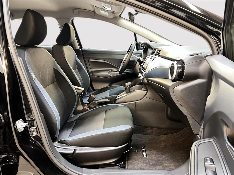 nissan Versa 2025 - 8
