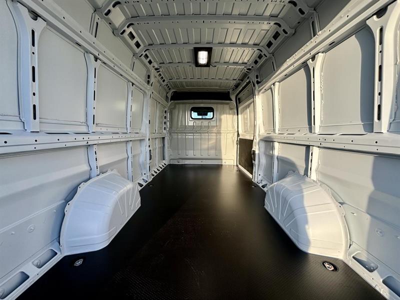 ram ProMaster 3500 2025 - 8