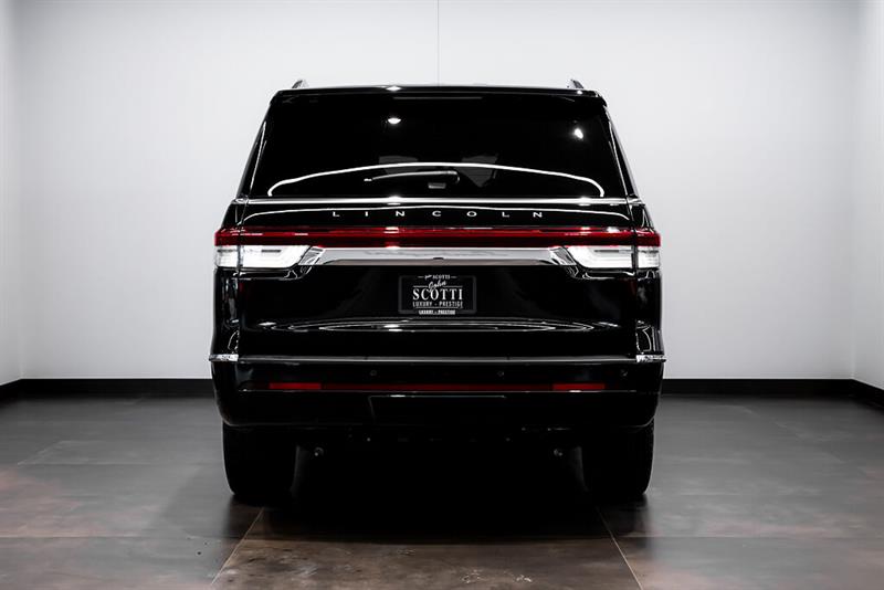 lincoln Navigator 2023 - 4