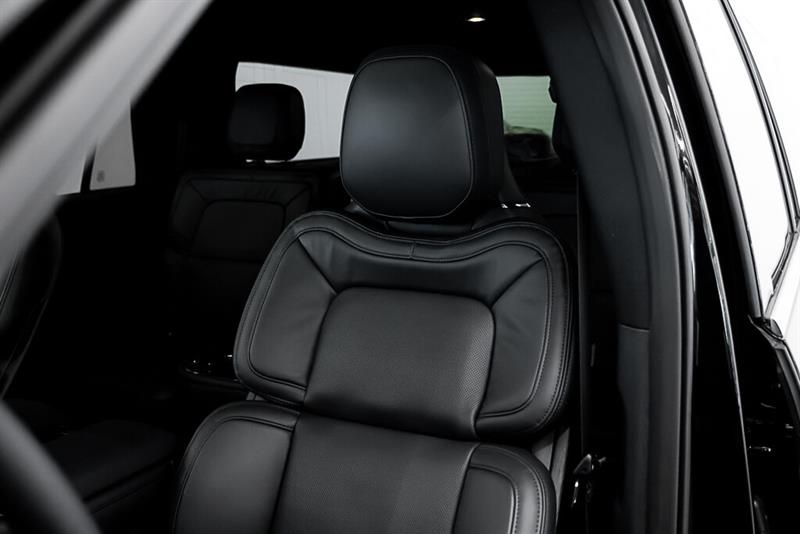 lincoln Navigator 2023 - 18
