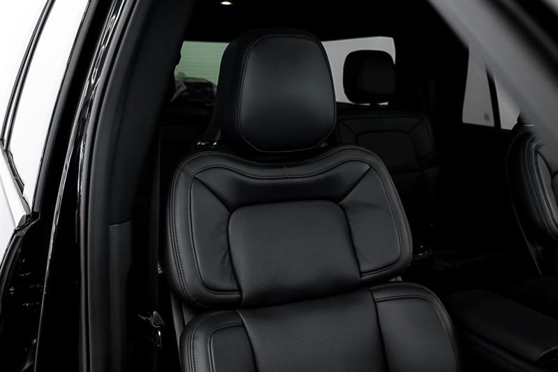lincoln Navigator 2023 - 21