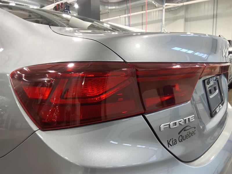 kia Forte 2023 - 12