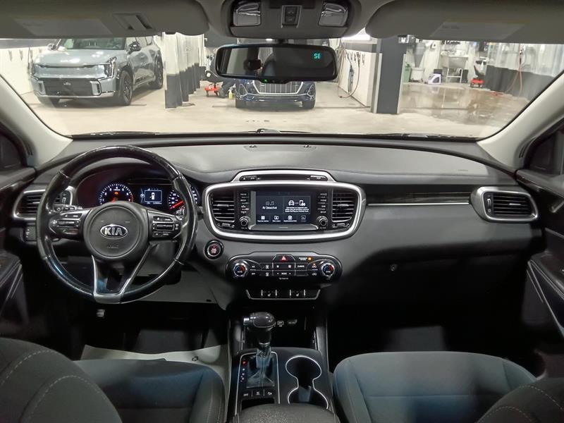 kia Sorento 2017 - 24