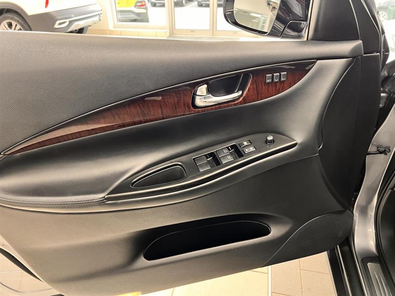 infiniti QX50 2017 - 12