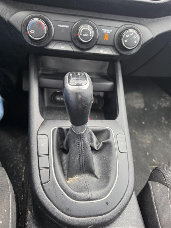 kia Forte 2020 - 16