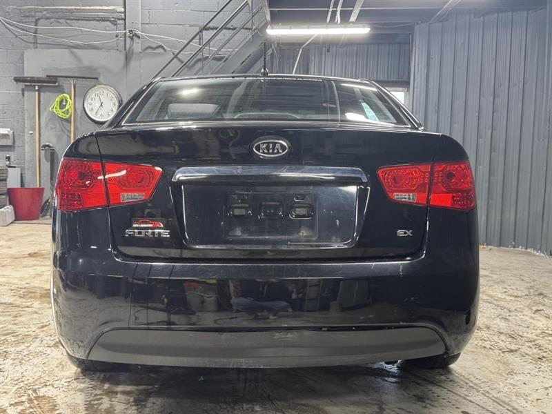 kia Forte 2010 - 6