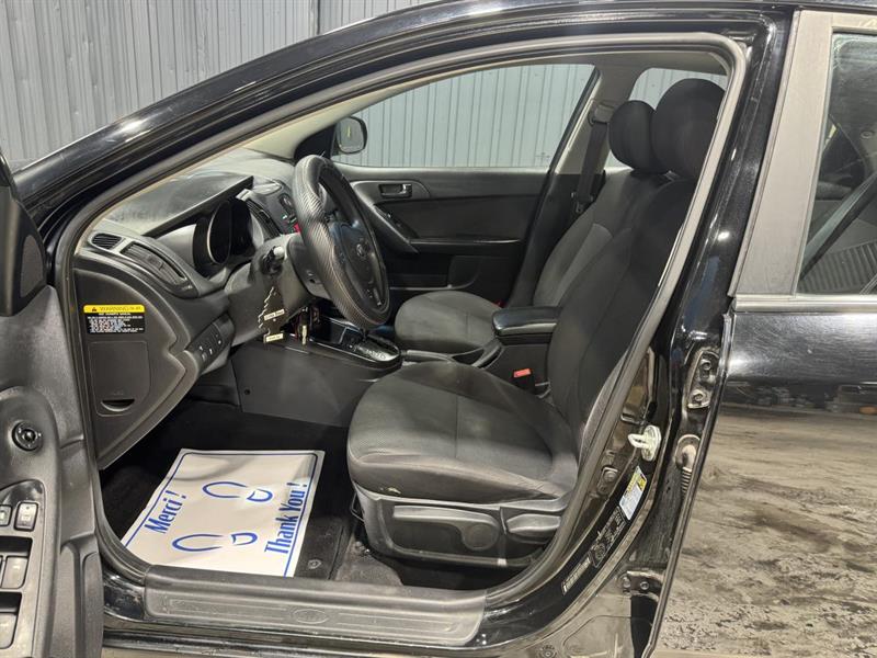 kia Forte 2010 - 10