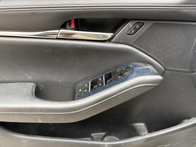mazda Mazda3 2019 - 17