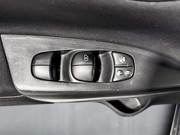 nissan Sentra 2014 - 12