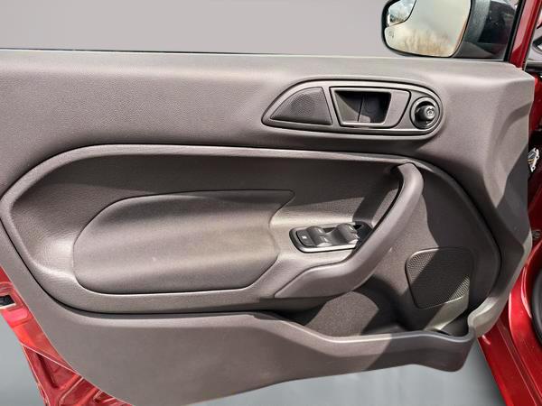 ford Fiesta 2017 - 10