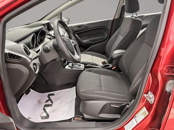 ford Fiesta 2017 - 12