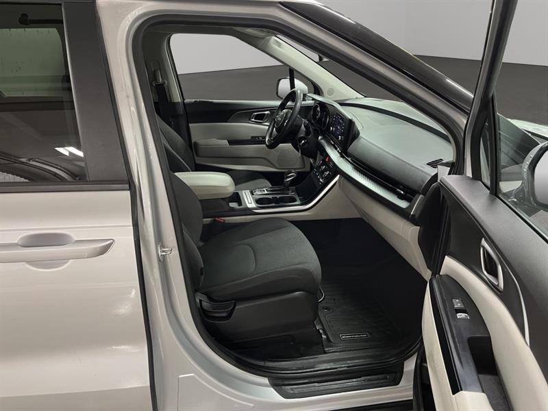 kia Carnival 2022 - 18