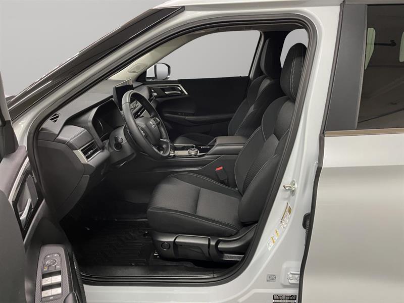 mitsubishi Outlander 2025 - 17