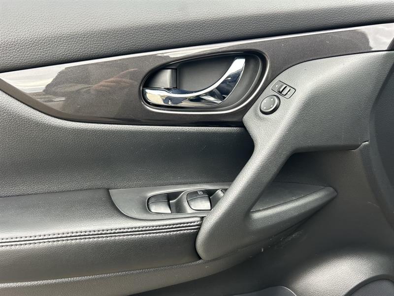 nissan Rogue 2018 - 21
