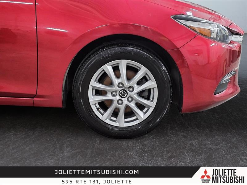 mazda Mazda3 2018 - 11