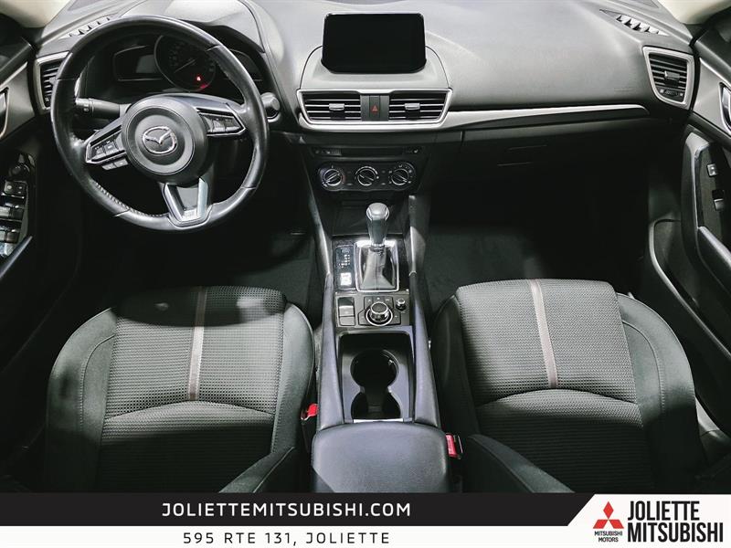 mazda Mazda3 2018 - 24