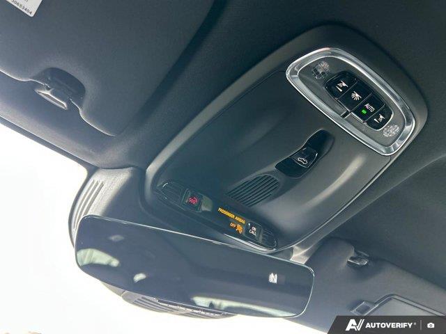 volvo XC60 2020 - 24