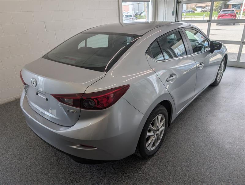 mazda Mazda3 2017 - 3