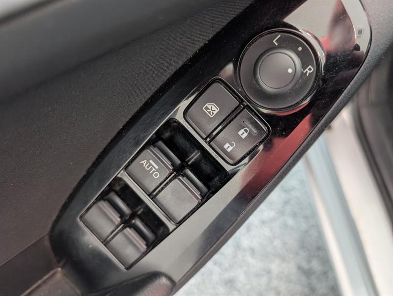 mazda Mazda3 2017 - 13