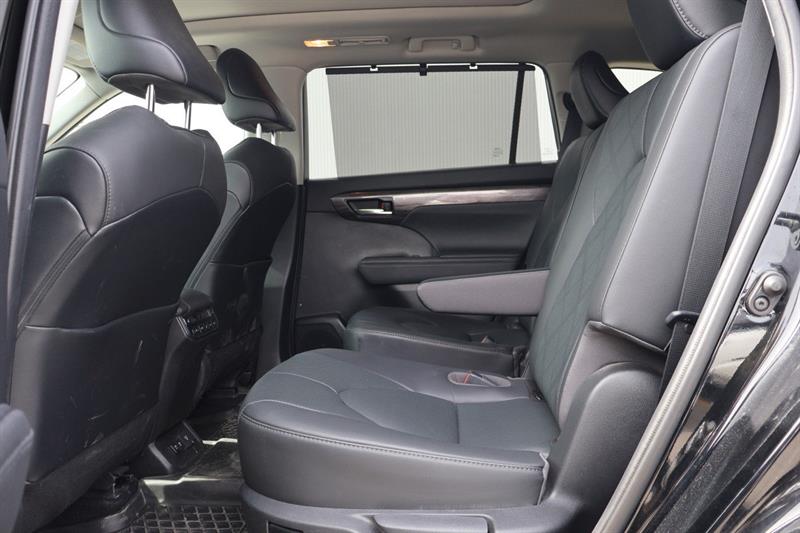 toyota Highlander 2021 - 24