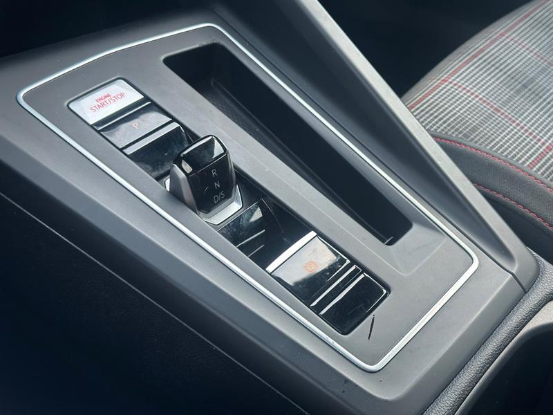 volkswagen Golf GTI 2022 - 20