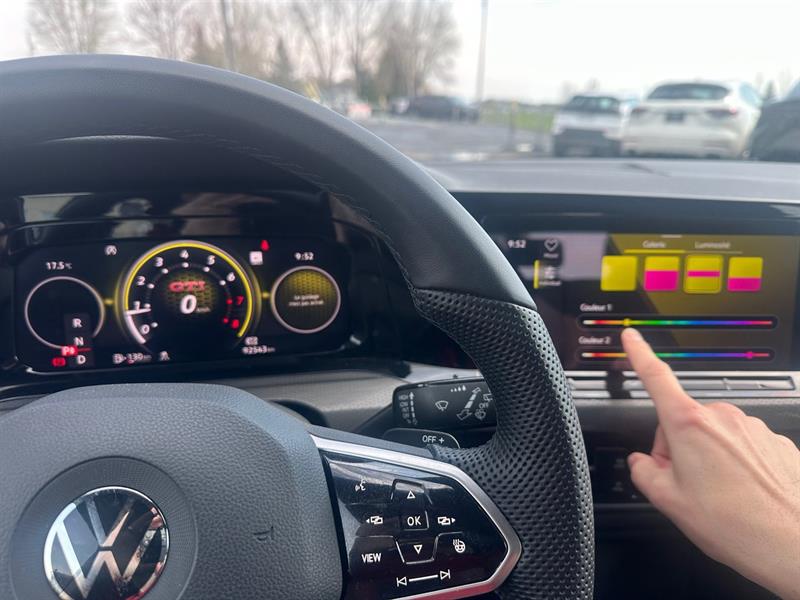 volkswagen Golf GTI 2022 - 31