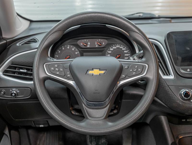 chevrolet Malibu 2023 - 12