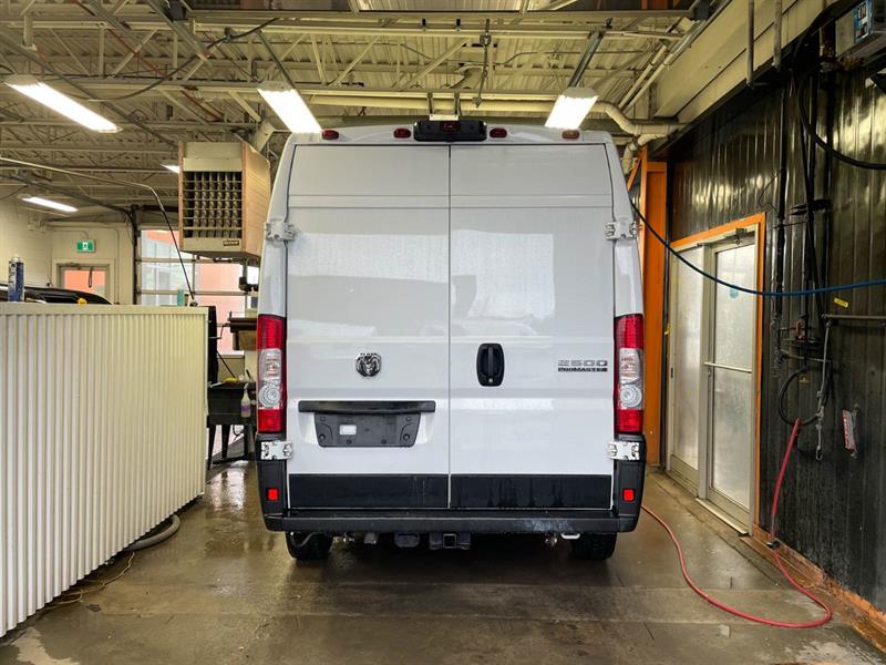 ram ProMaster fourgonnette utilitaire 2023 - 6