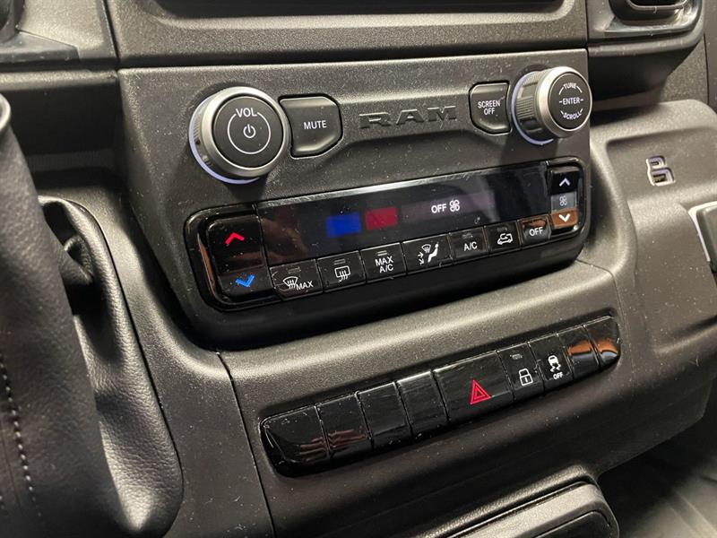 ram ProMaster fourgonnette utilitaire 2023 - 13
