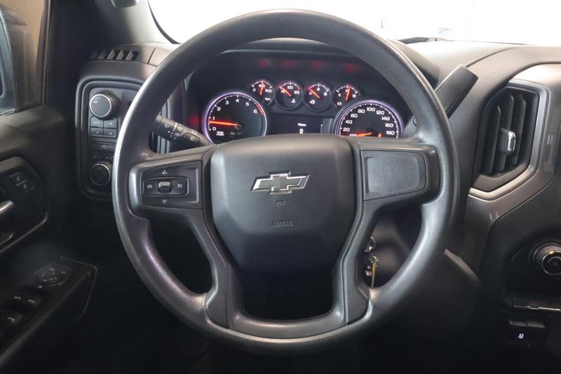 chevrolet Silverado 1500 2019 - 10