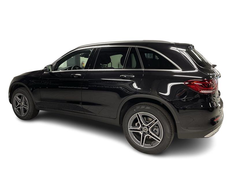 mercedes-benz GLC300 2022 - 5