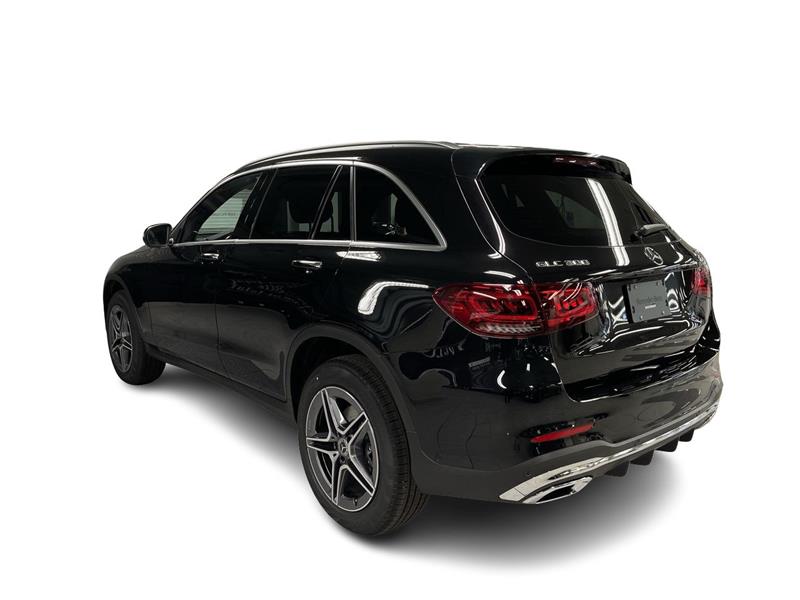 mercedes-benz GLC300 2022 - 6
