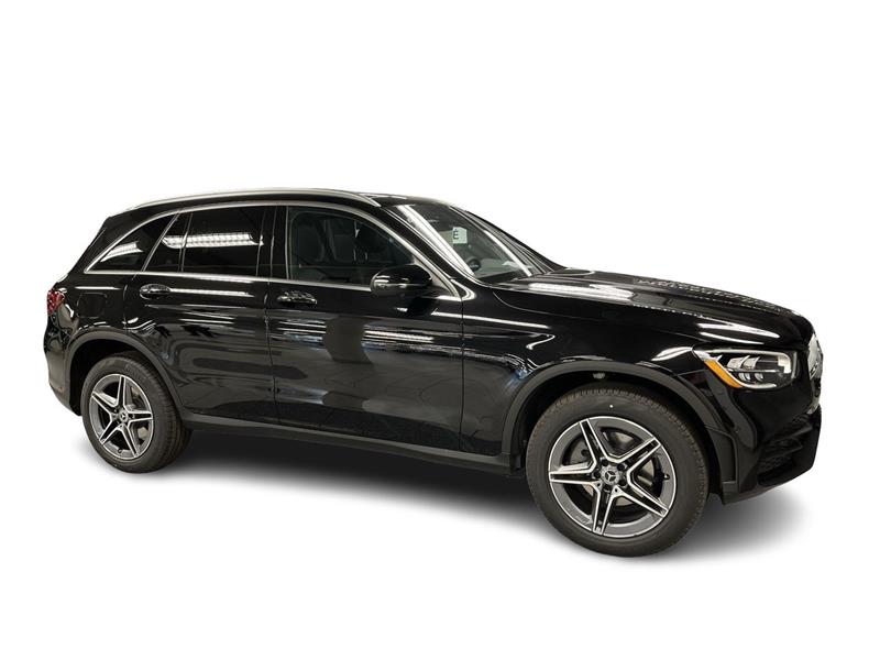 mercedes-benz GLC300 2022 - 13