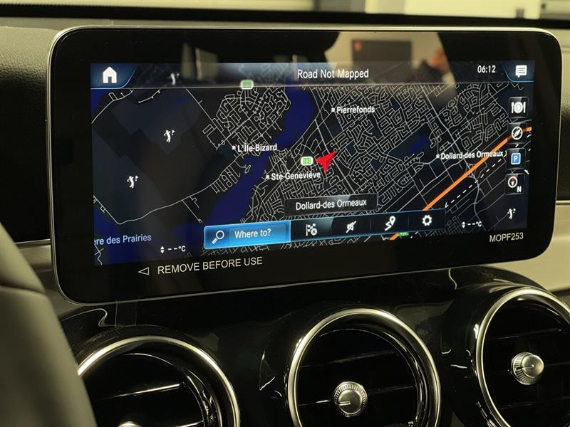mercedes-benz GLC300 2022 - 26